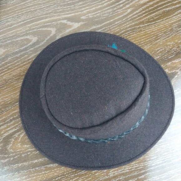 Traditional Bavarian Hat Grey Oktoberfest Costumes - Picture 2 of 8